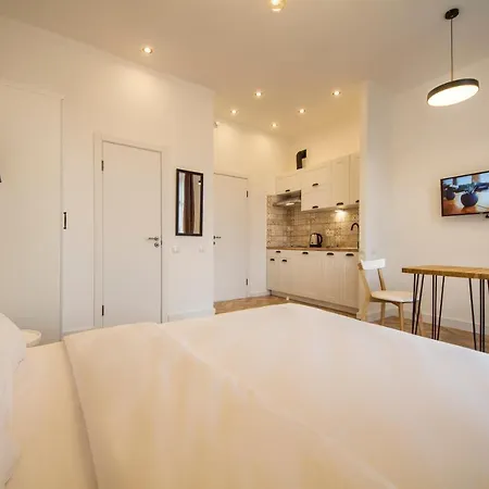 Aparthotel Idea Design Chykalenka Kyiv